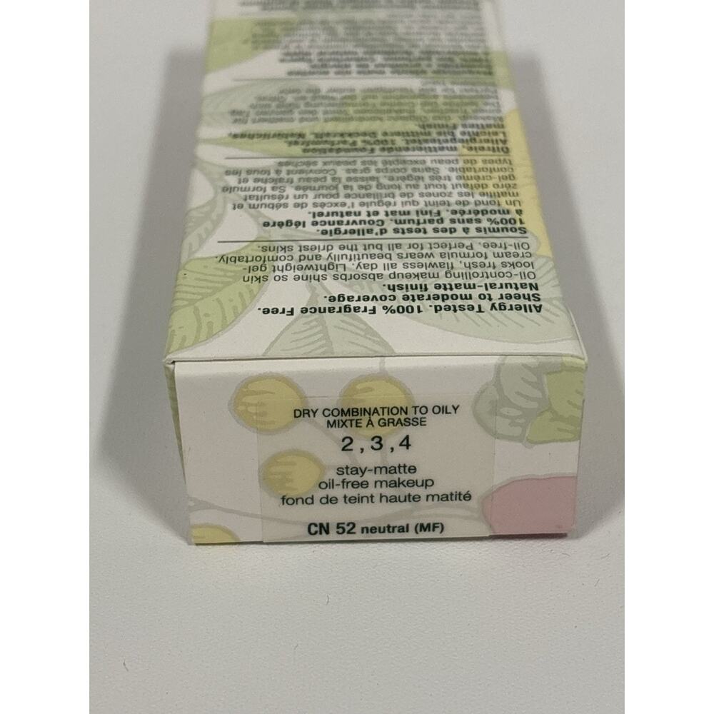 Clinique Stay Matte Oil Free Makeup CN 52 Neutral (MF) BNIB SEALED - Picture 2 of 4